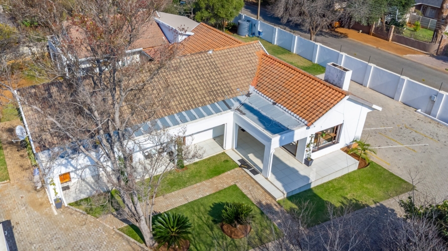 Commercial Property for Sale in Flamwood North West